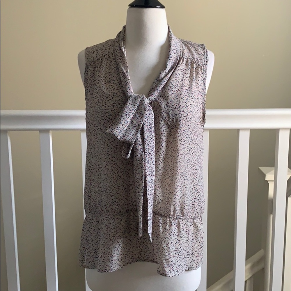 ❤️❤️Lily White blouse size M/L